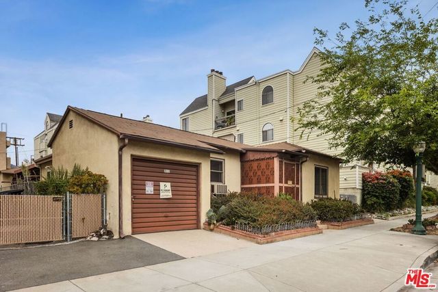 311 E Doran Street, Glendale
