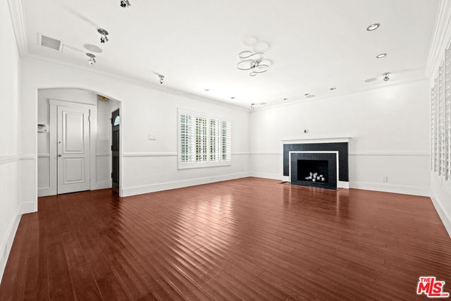 803 S Sycamore Avenue, Los Angeles