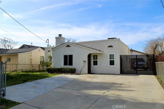 12637 Cometa, Los Angeles