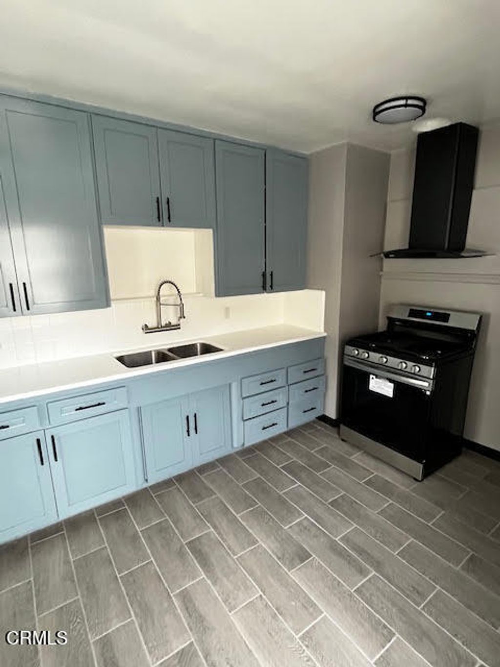 318 320 E Market Street, Long Beach