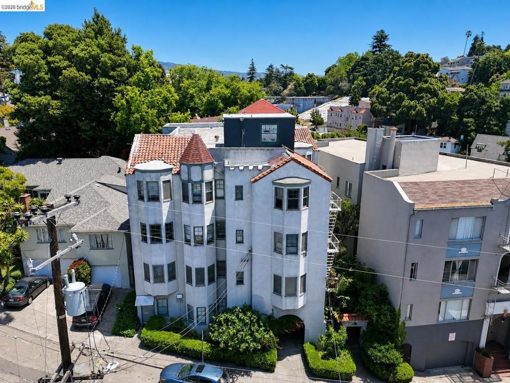 1142 Mckinley Ave, Oakland