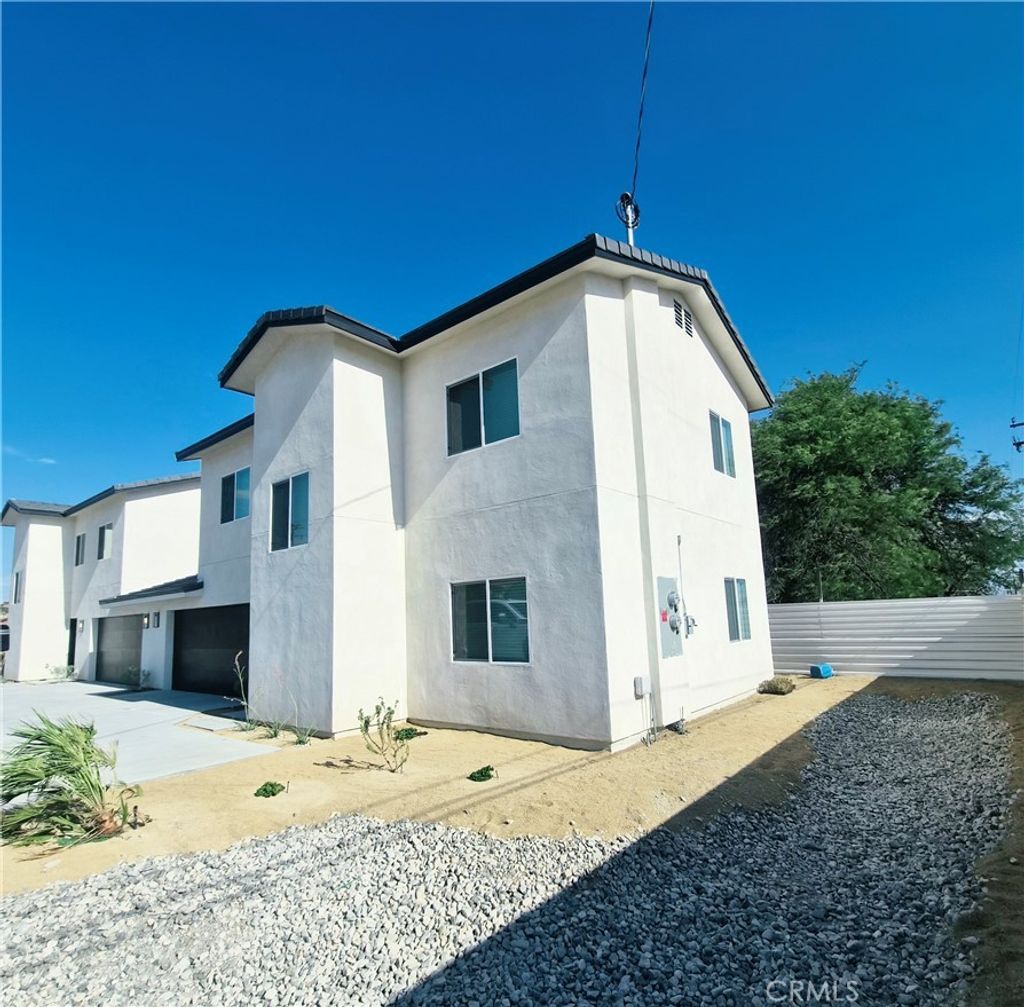 13595 Luis Drive, Desert Hot Springs
