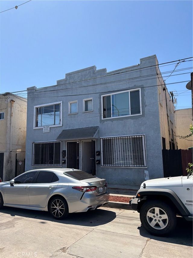 1136 E Alhambra Court, Long Beach