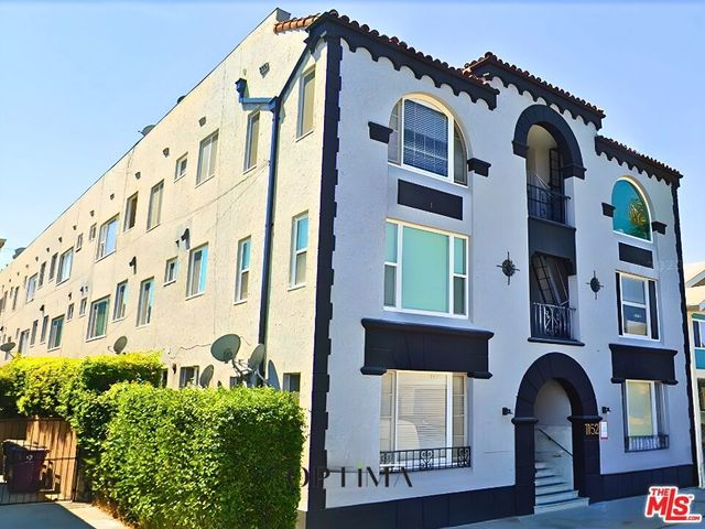 1152 E 1st Street, Long Beach