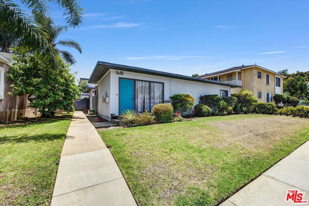1610 E Carson Street, Long Beach