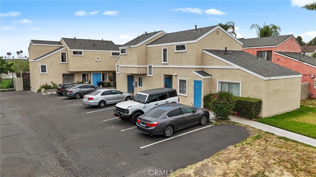 9079 Colony Place, Riverside