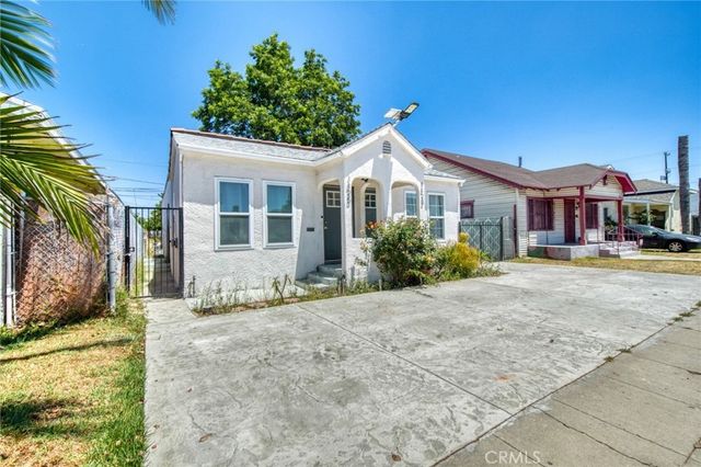 1423 W 65th, Los Angeles