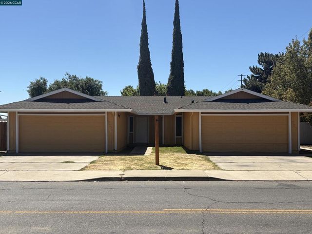 1527 Moffett Rd, Ceres