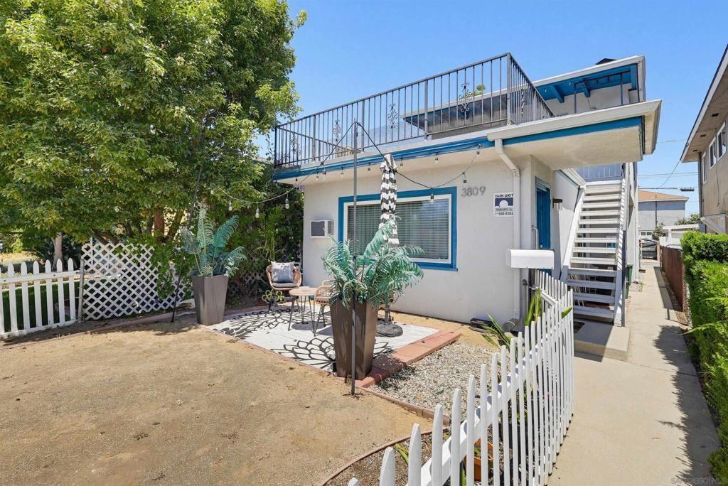 3809 W Chandler Blvd, Burbank