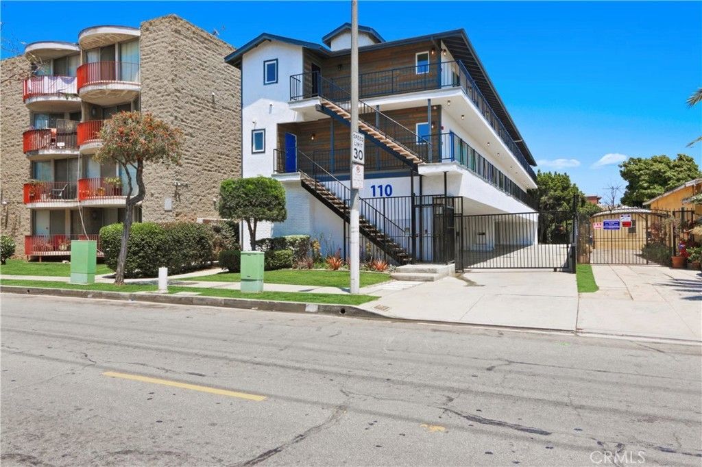 110 S Eucalyptus, Inglewood