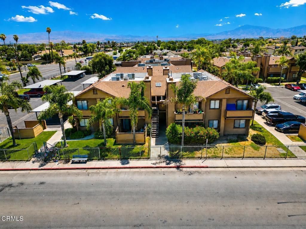 701 Planz Road, Bakersfield