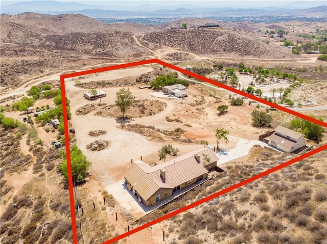22125 Post Road, Perris