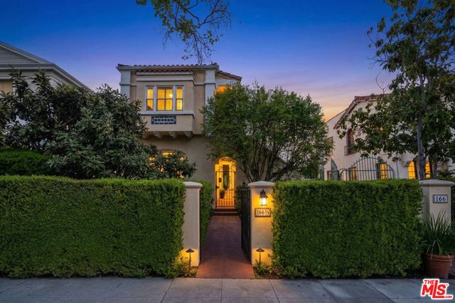 166 N Arnaz Drive, Beverly Hills