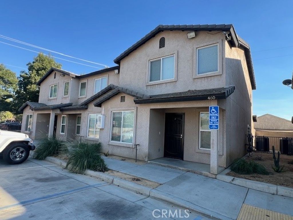460 Oswell St, Bakersfield