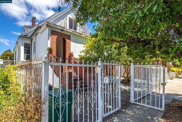 2968 Madeline Street, Oakland