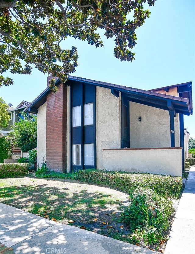 3712 Howard, Los Alamitos