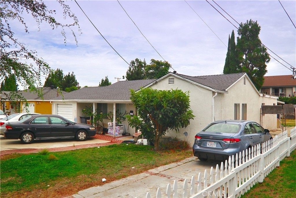 2505 Huckleberry Road, Santa Ana