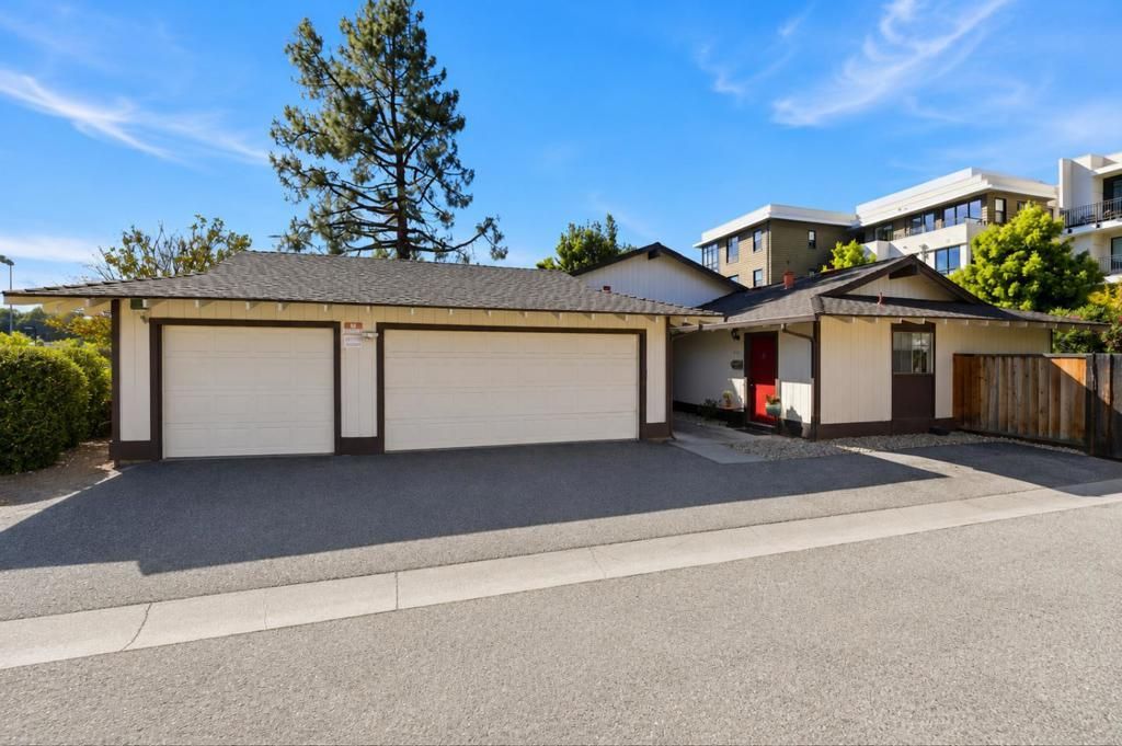 933935 Miramonte Avenue, Mountain View