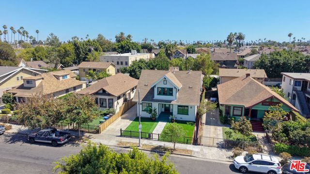 2896 W 14th Street, Los Angeles
