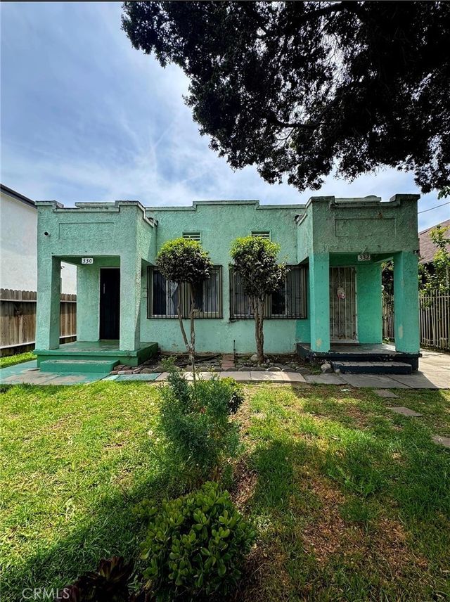 330 W 56th St, Los Angeles
