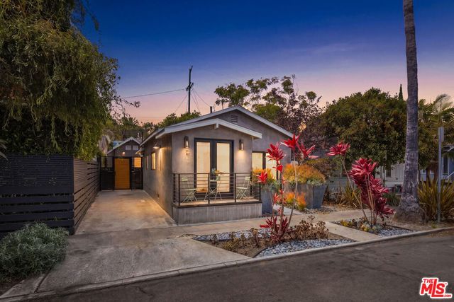 2341 Beach Avenue, Los Angeles