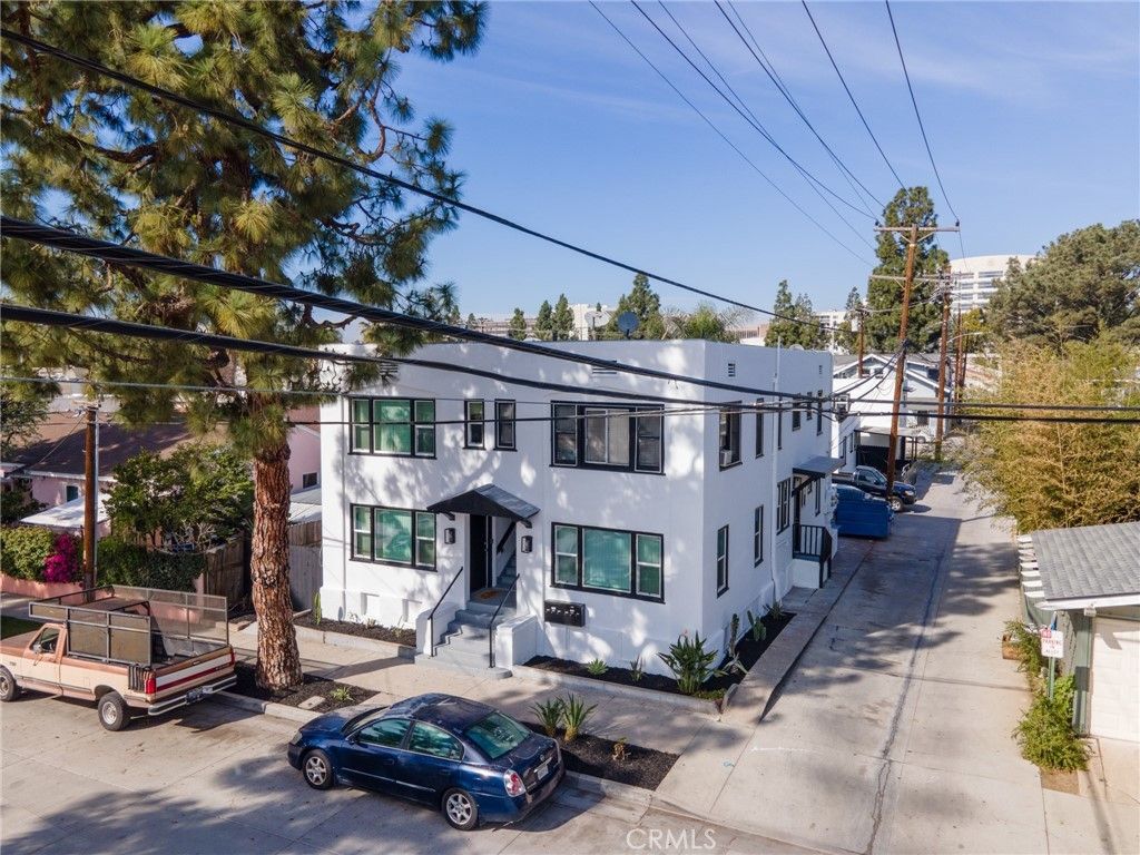 415 W Pine, Santa Ana