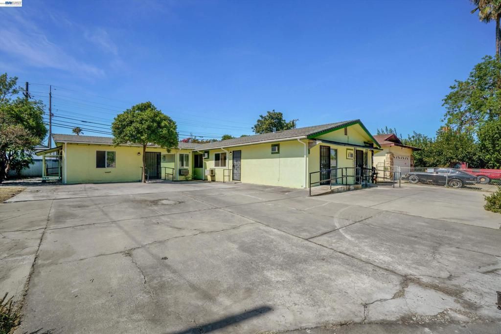 202 Arc Ave, Stockton