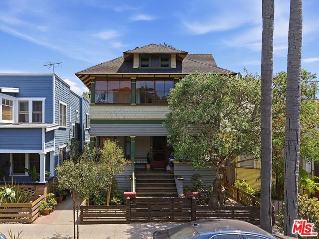 218 Horizon Avenue, Los Angeles