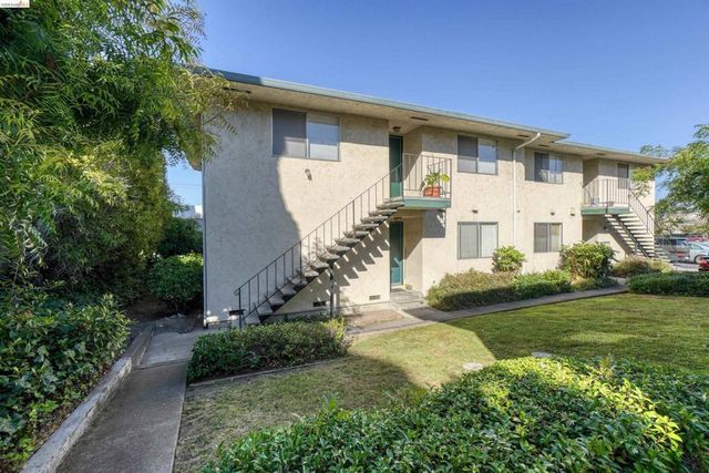 16298 Foothill Blvd, Castro Valley