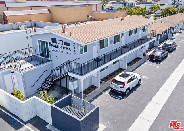 2029 Harbor Boulevard, Costa Mesa