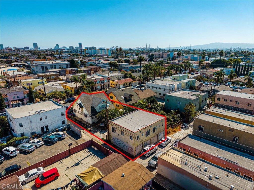 539 E 17th, Long Beach