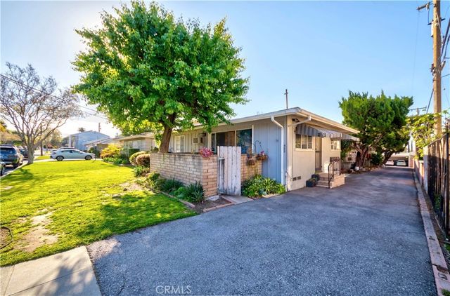 522 W Linwood Avenue, Monrovia