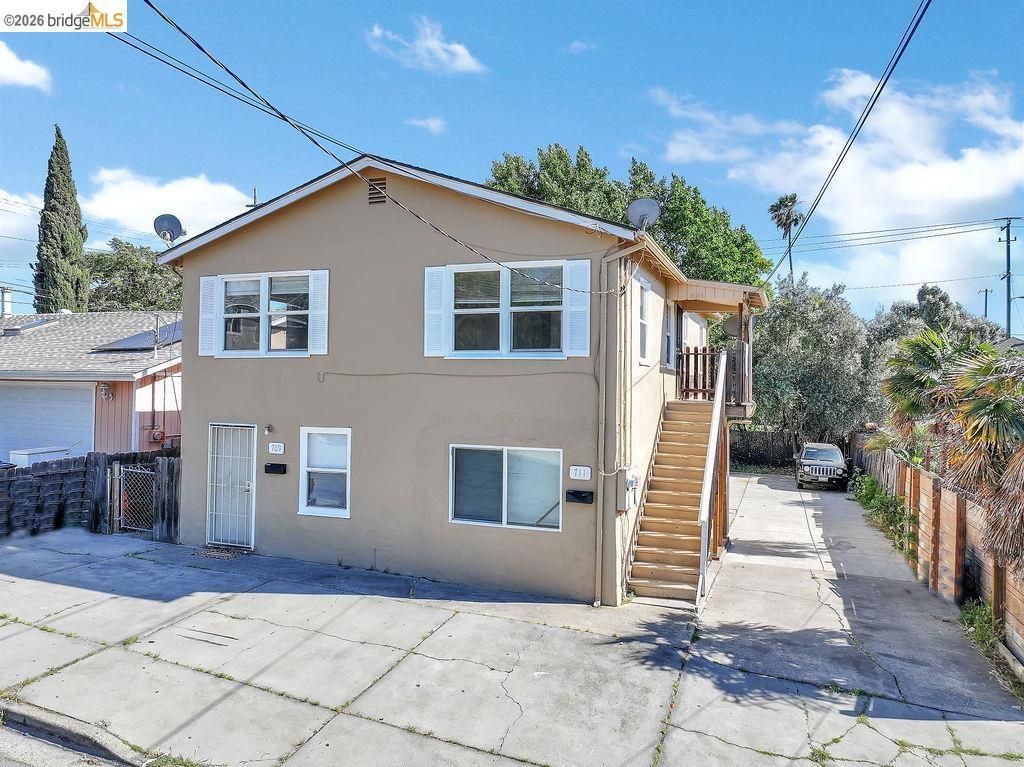709 W 8th St, Antioch