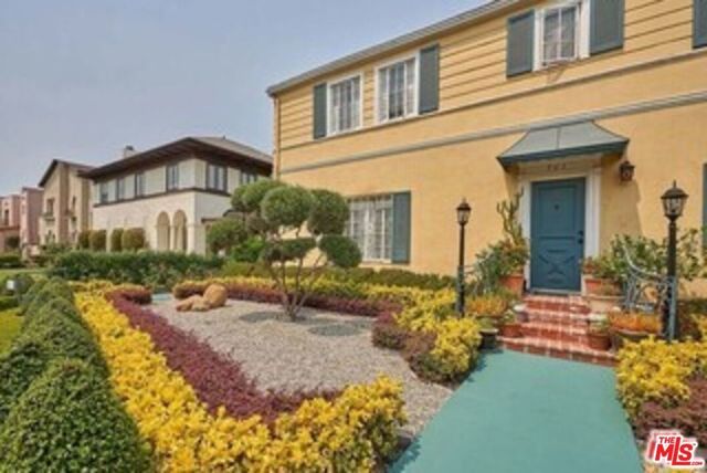 701 Lorraine Boulevard, Los Angeles