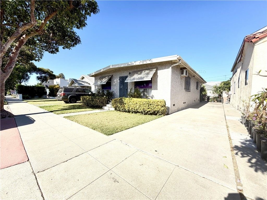 5940 Gundry Avenue, Long Beach
