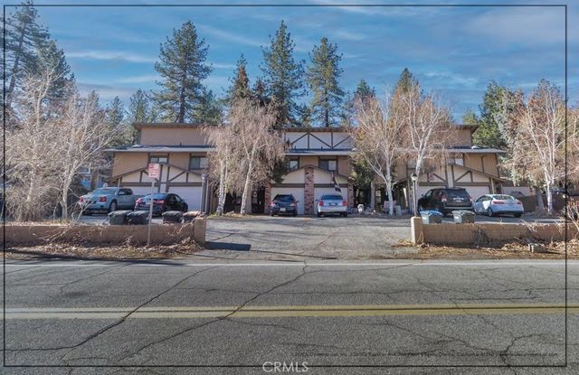 1111 Apple, Wrightwood