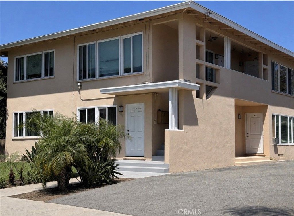 1405 S Broadway, Santa Ana