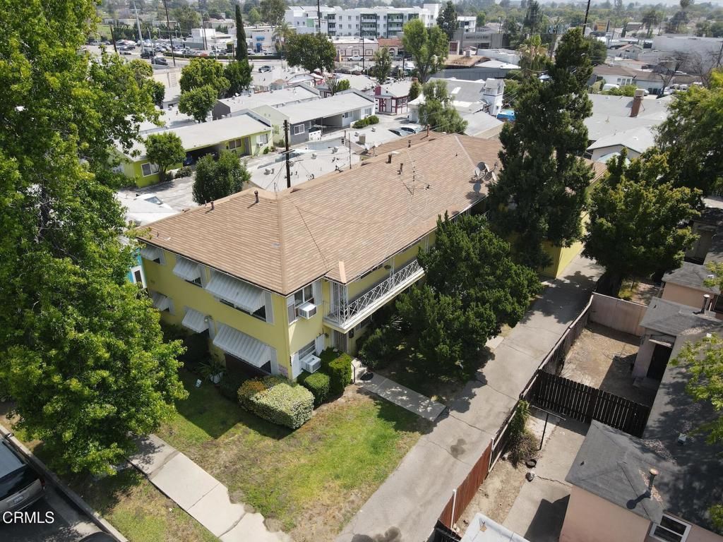 6264 Willowcrest Avenue, North Hollywood