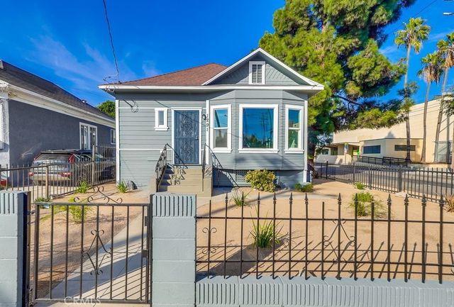 1291 E 40th, Los Angeles