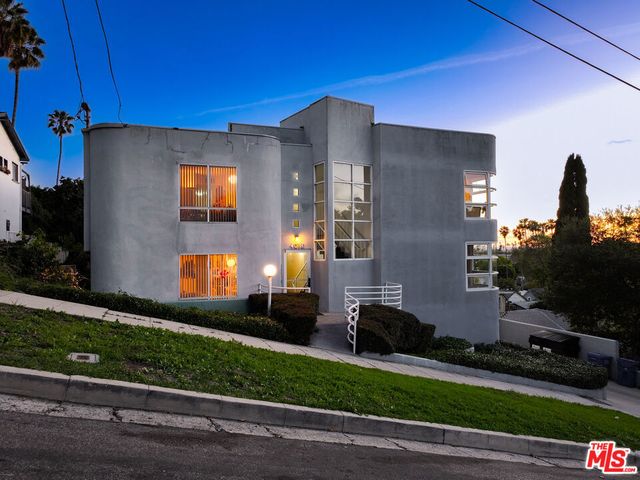 4018 Camero Avenue, Los Angeles