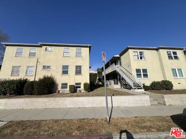 4821 San Vicente Boulevard, Los Angeles