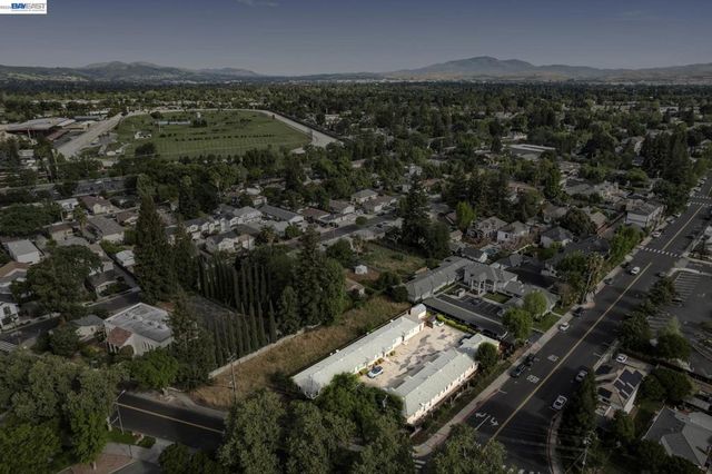 187 Old Bernal Ave, Pleasanton