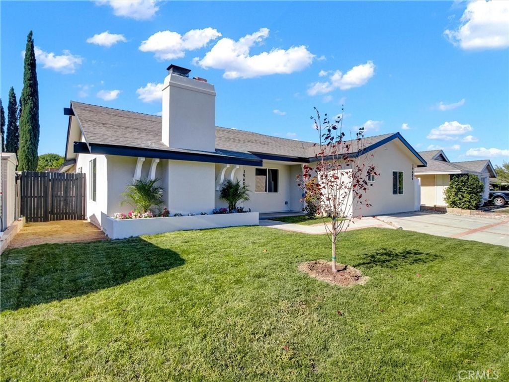 19604 Delight Street, Canyon Country