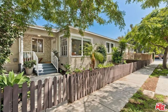8595 Higuera Street, Culver City