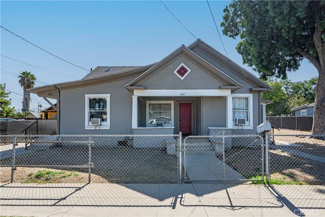 3342 Eucalyptus Avenue, Riverside