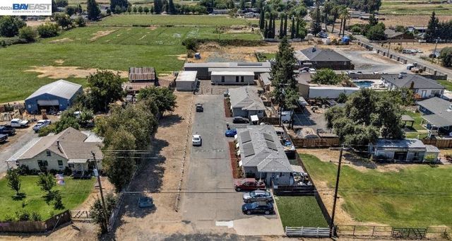 4628 Patterson Rd., Oakdale