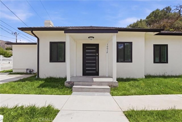 10012 Plainview Avenue, Tujunga