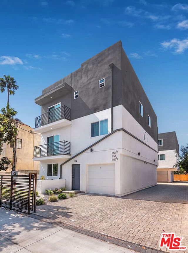 1151 S Ardmore Avenue, Los Angeles