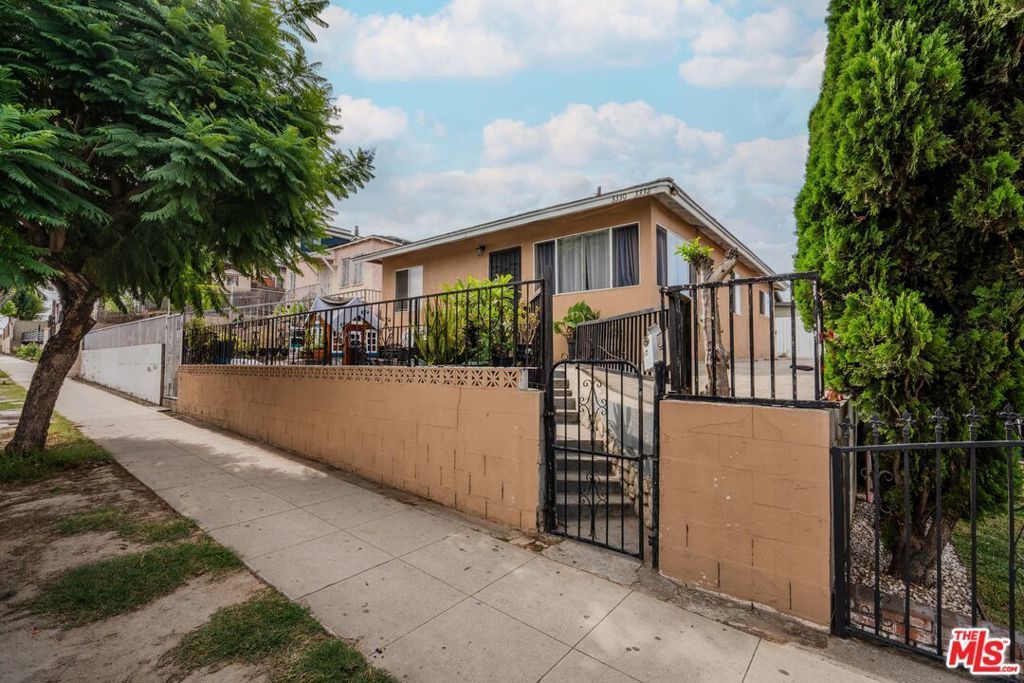 3330 E 8th Street, Los Angeles