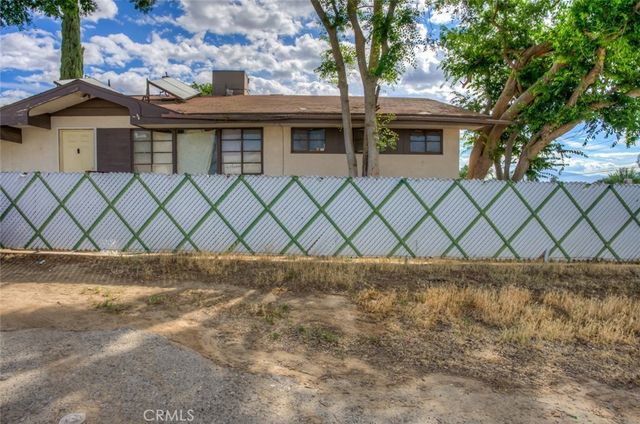 2701 N Inyo, Bakersfield